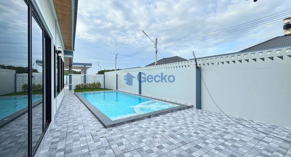 Casa en venta de 4 habitaciones en Bang Lamung, Chonburi