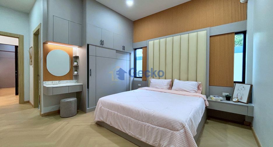 Casa en venta de 4 habitaciones en Bang Lamung, Chonburi