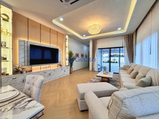 Haus zum Kauf mit 4 Zimmer in Bang Lamung, Chonburi
