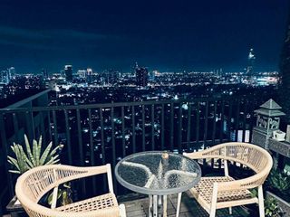 Wohnung zur Miete mit 2 Zimmer in Yan Nawa, Bangkok