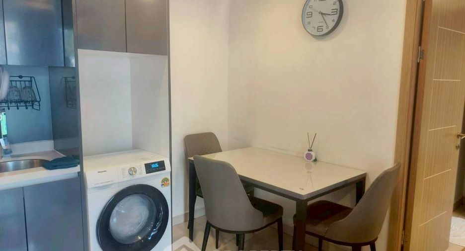 For rent 2 bedrooms condo in Bang Lamung, Chonburi