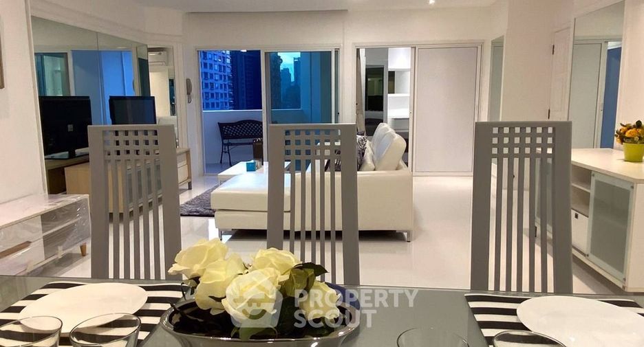 For rent 3 bedrooms condo in Watthana, Bangkok