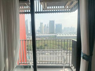 For rent 1 bed condo in Huai Khwang, Bangkok