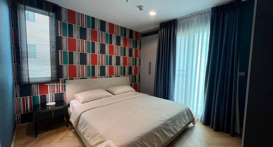 For rent 2 bedrooms condo in Watthana, Bangkok