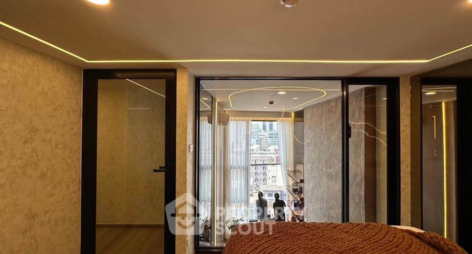 Condo en alquiler de 2 habitaciones en Huai Khwang, Bangkok