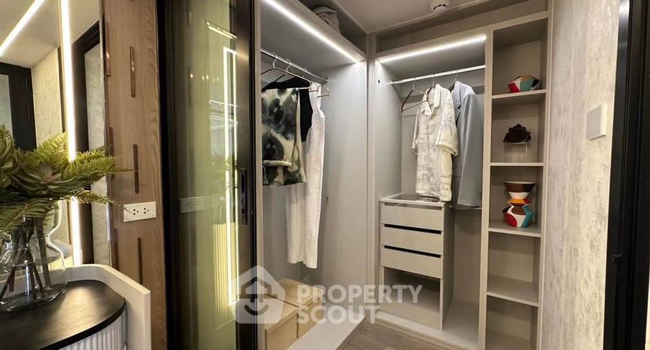 Condo en alquiler de 2 habitaciones en Huai Khwang, Bangkok