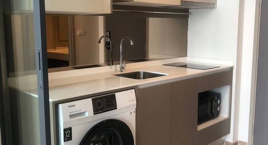 For rent 1 Beds condo in Huai Khwang, Bangkok