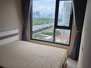 For rent 1 bed condo in Huai Khwang, Bangkok