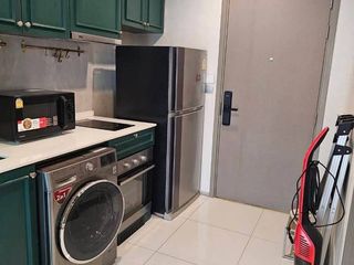 For rent 1 bed condo in Huai Khwang, Bangkok