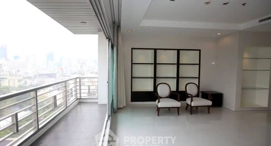 For rent 4 ベッドルーム apartment in Pathum Wan, Bangkok