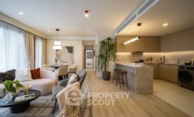 For rent 3 bedrooms condo in Huai Khwang, Bangkok