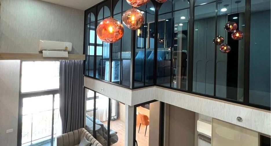 For rent 2 bedrooms condo in Huai Khwang, Bangkok