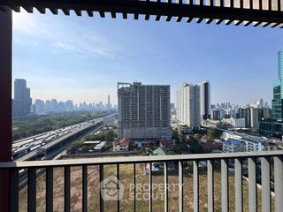 For rent 1 bed condo in Huai Khwang, Bangkok
