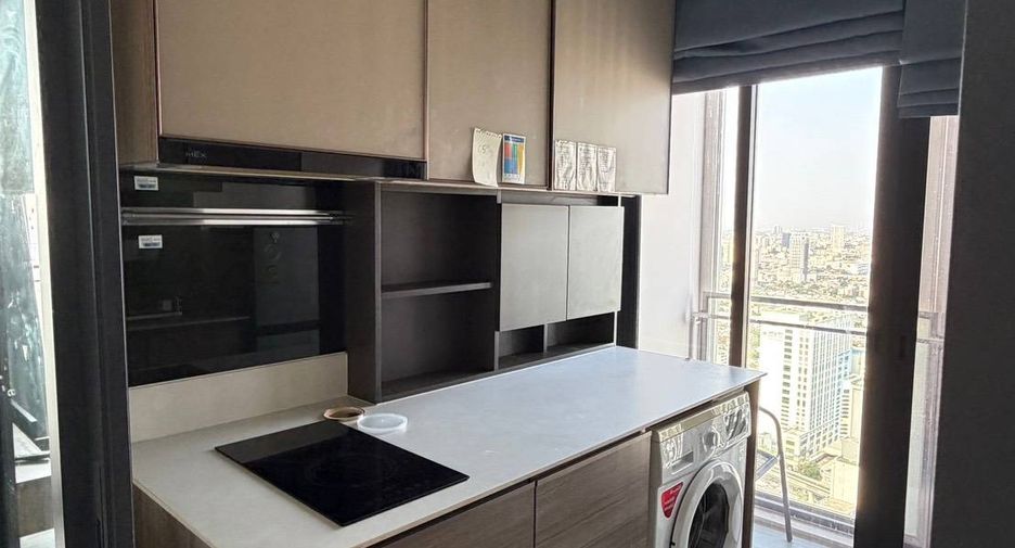 For rent 1 bed condo in Phaya Thai, Bangkok