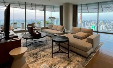 For rent 3 bedrooms apartment in Pathum Wan, Bangkok