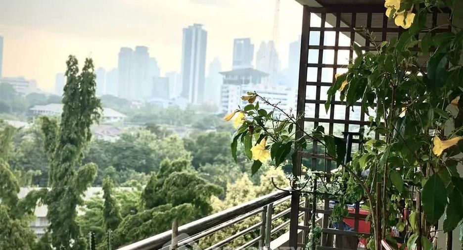 Wohnung zur Miete mit 2 Zimmer in Yan Nawa, Bangkok