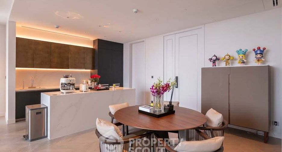 For rent 2 bedrooms condo in Sathon, Bangkok