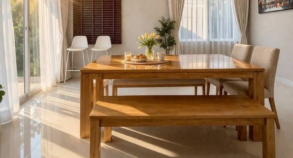 For rent 4 bedrooms house in Sai Mai, Bangkok