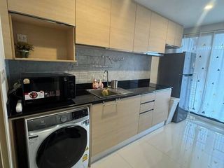 Wohnung zur Miete mit 1 Zimmer in Yan Nawa, Bangkok