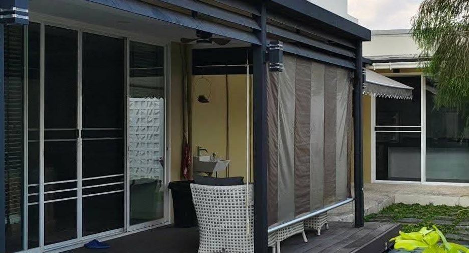 For rent 4 bedrooms house in Saphan Sung, Bangkok