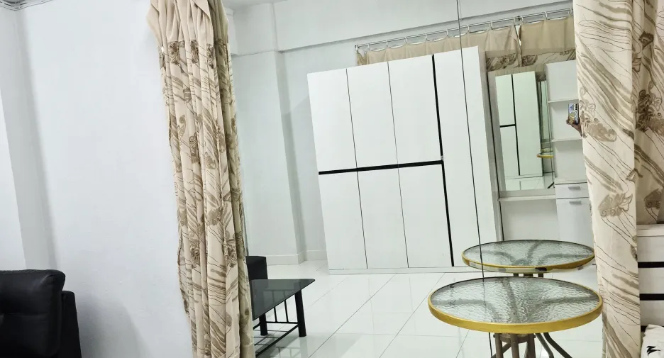 For sale studio condo in Suan Luang, Bangkok
