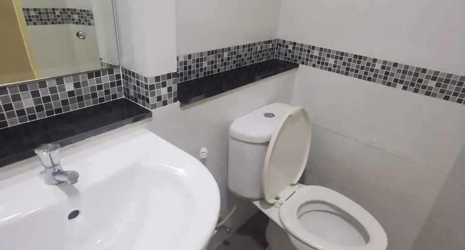 For rent studio condo in Bang Na, Bangkok