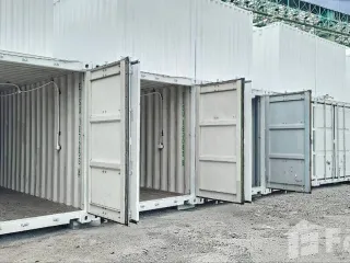 Haus zur Miete mit Studio in Khlong Toei, Bangkok