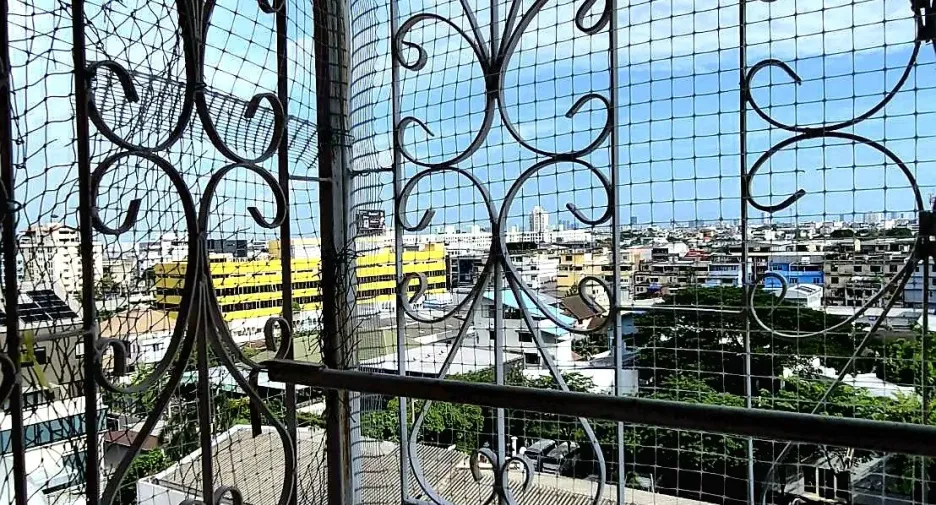 For sale studio condo in Suan Luang, Bangkok