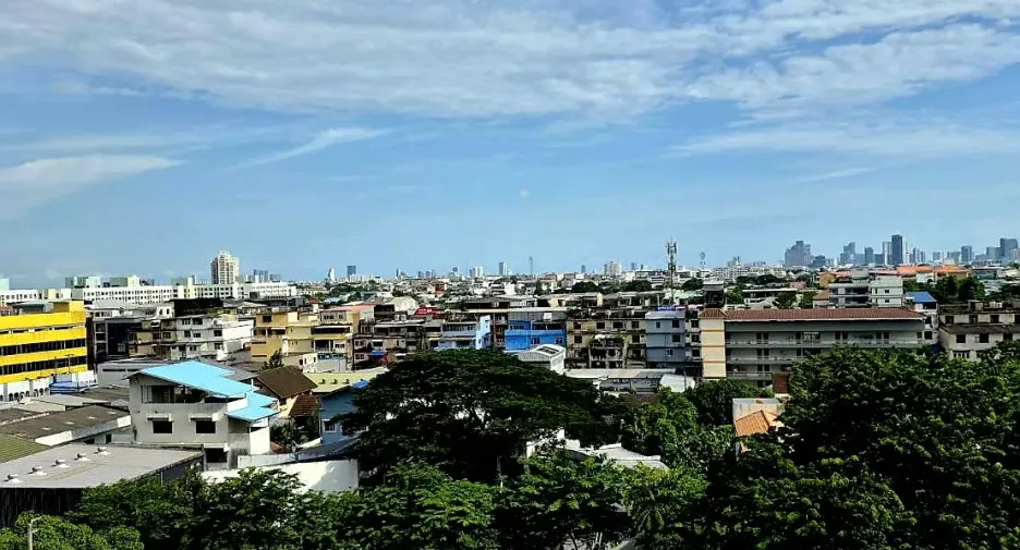 For sale studio condo in Suan Luang, Bangkok