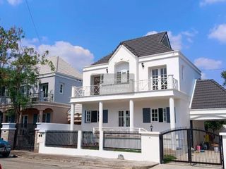 À vendre 3 chambres maison à Khan Na Yao, Bangkok