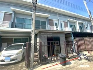 Reihenhaus zum Kauf mit 3 Zimmer in Lam Luk Ka, Pathum Thani