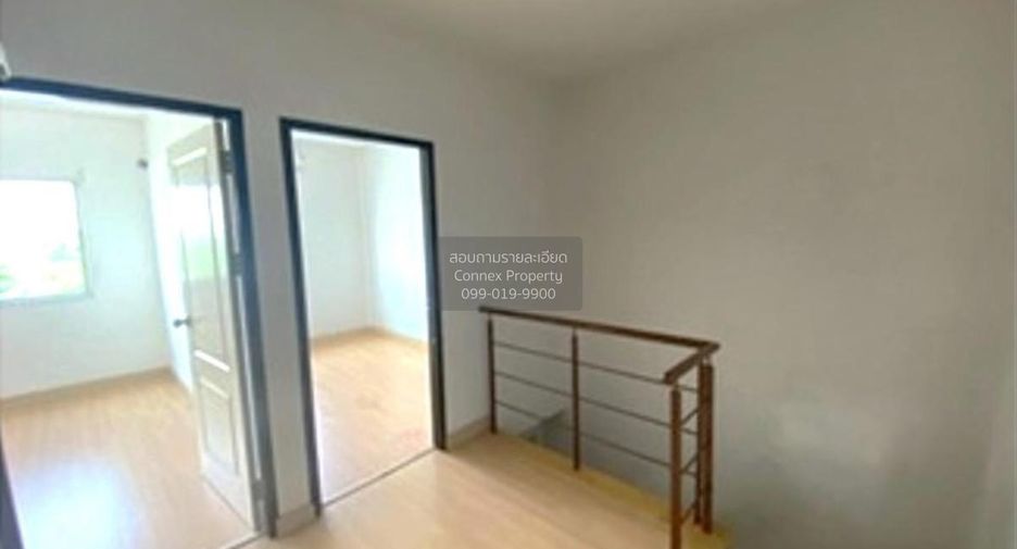 Reihenhaus zum Kauf mit 3 Zimmer in Lam Luk Ka, Pathum Thani