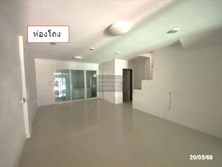 Reihenhaus zum Kauf mit 3 Zimmer in Lam Luk Ka, Pathum Thani