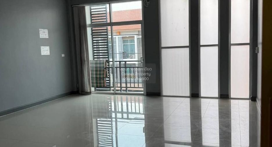 出售 2 卧室 商业空间 在 Lam Luk Ka, Pathum Thani