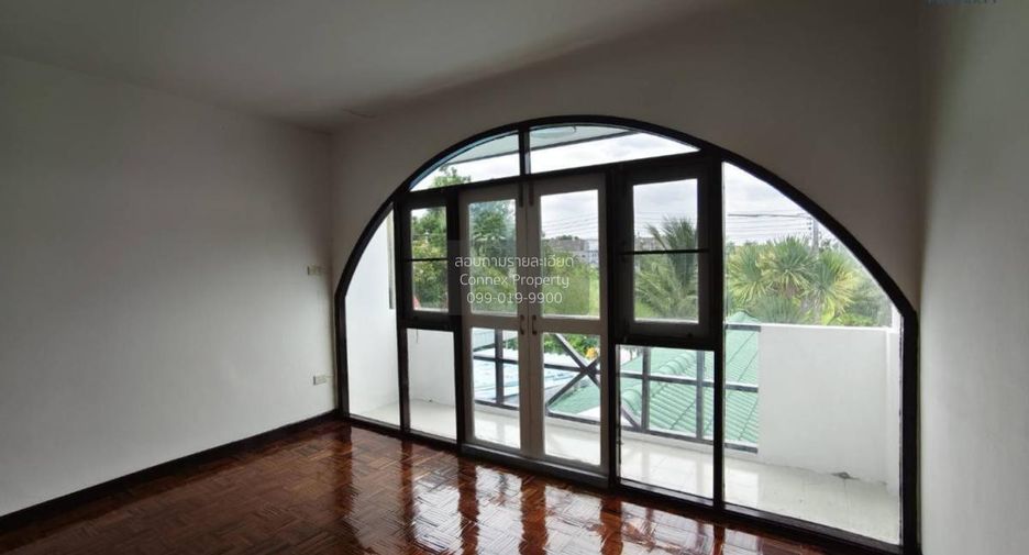 À vendre 4 chambres maison de ville à Sam Phran, Nakhon Pathom