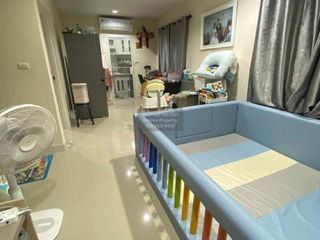 Reihenhaus zum Kauf mit 4 Zimmer in Phra Samut Chedi, Samut Prakan