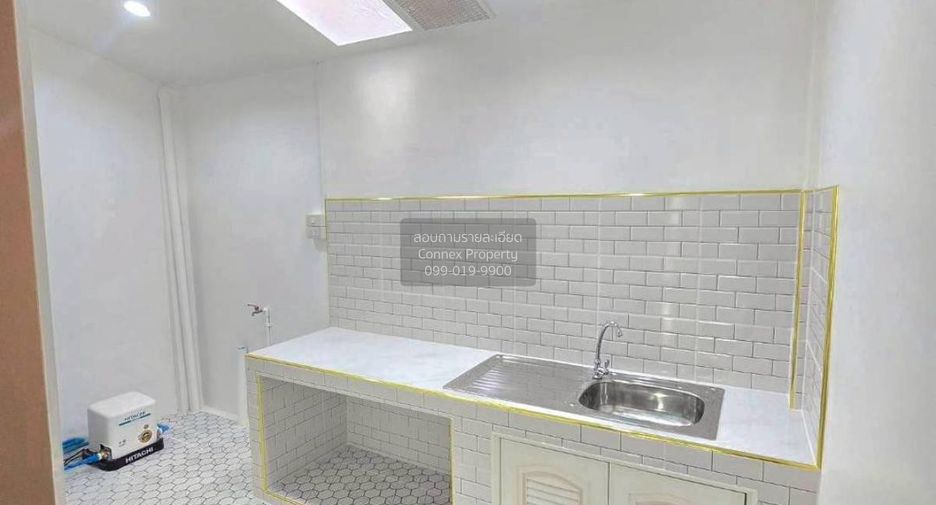 Casa adosada en venta de 3 habitaciones en Bang Bua Thong, Nonthaburi