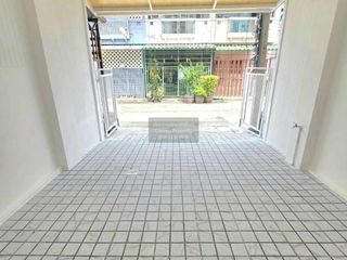 Casa adosada en venta de 3 habitaciones en Bang Bua Thong, Nonthaburi