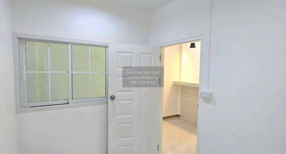 Casa adosada en venta de 3 habitaciones en Bang Bua Thong, Nonthaburi