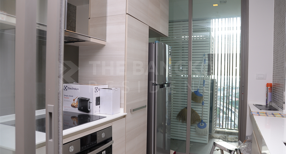 For sale 2 ベッドルーム condo in Khlong San, Bangkok