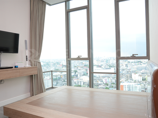 For sale 2 bedrooms condo in Khlong San, Bangkok