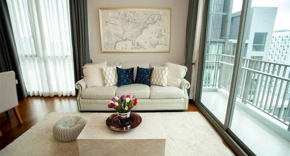 For rent 2 bedrooms condo in Watthana, Bangkok