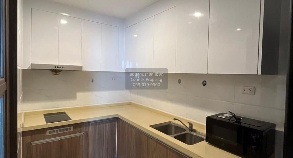 Condo en alquiler de 2 habitaciones en Huai Khwang, Bangkok