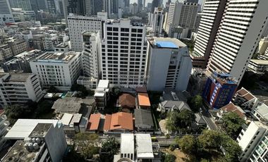 For rent 2 bedrooms condo in Watthana, Bangkok