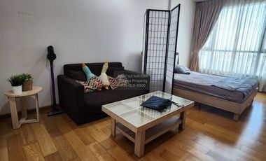À louer 1 chambre condo à Khlong San, Bangkok