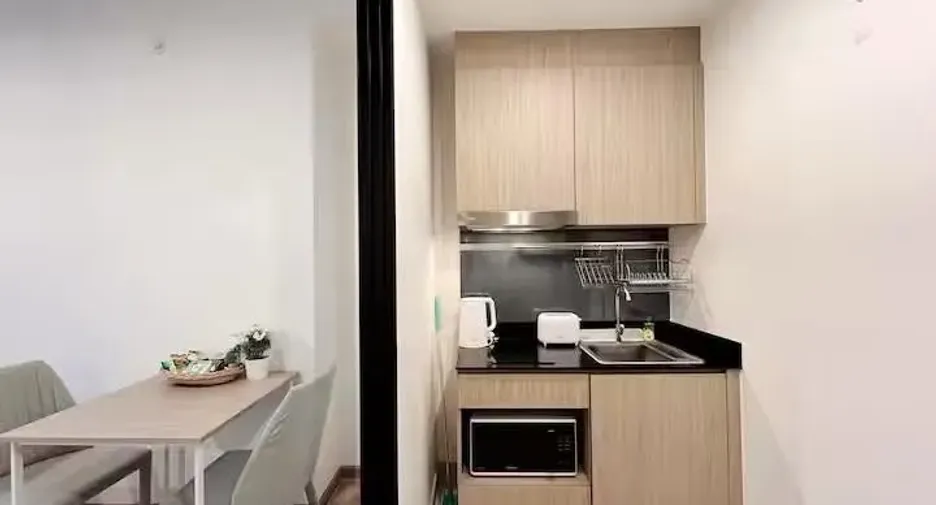 Wohnung zur Miete mit 1 Zimmer in Rat Burana, Bangkok
