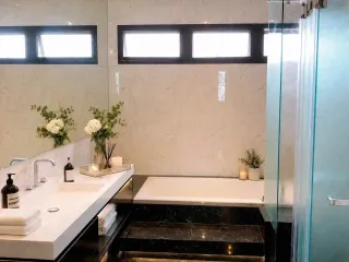 For rent 3 bedrooms townhouse in Lat Phrao, Bangkok