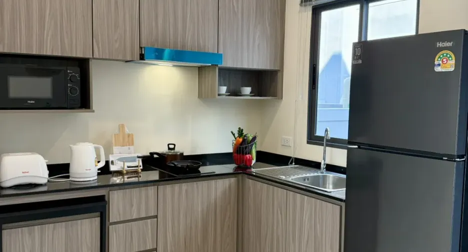 For rent 3 bedrooms townhouse in Prawet, Bangkok