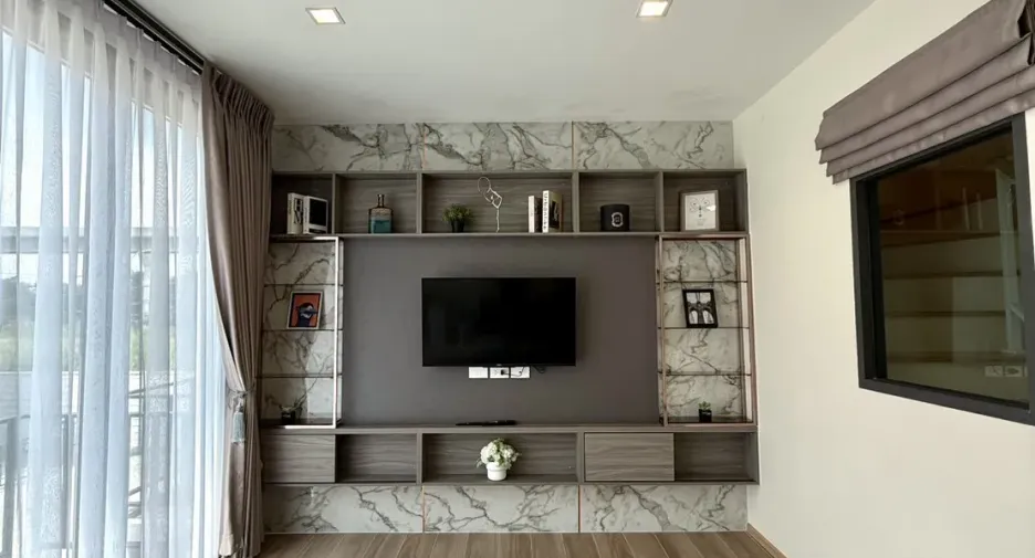 For rent 3 bedrooms townhouse in Prawet, Bangkok
