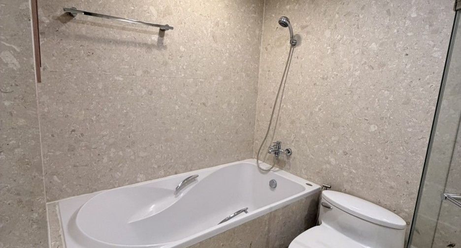 Wohnung zum Kauf mit 2 Zimmer in Pathum Wan, Bangkok